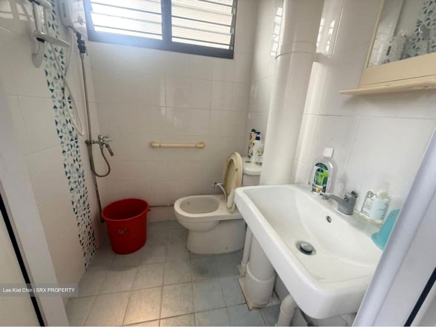 Ang Mo Kio Avenue 8 (Ang Mo Kio),  #628428071